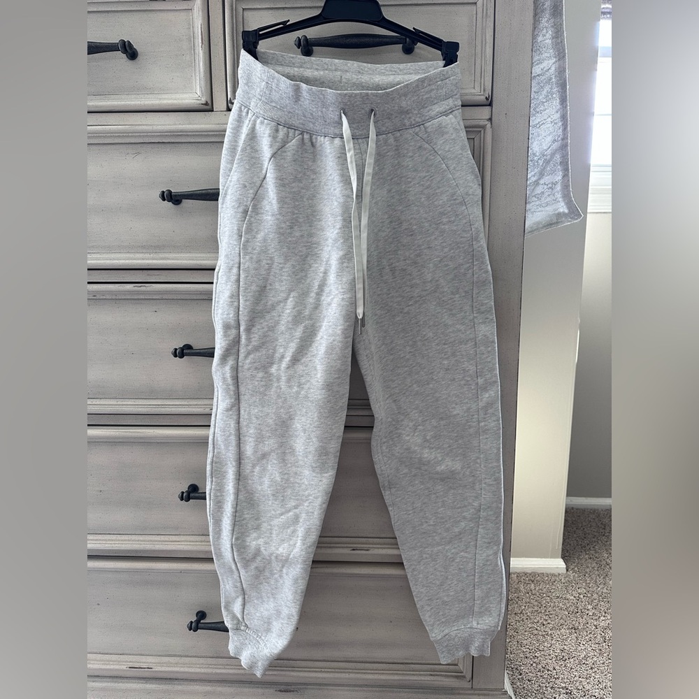 Lululemon Scuba High-Rise Jogger *Fleece 28"